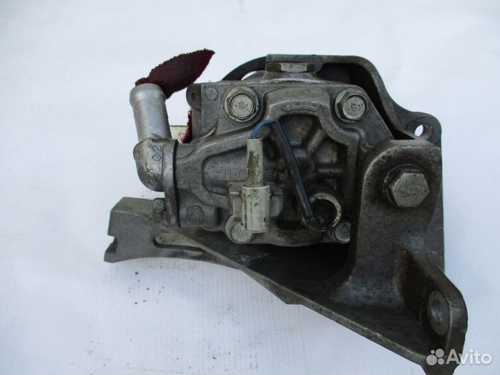 Насос гур. Субару импреза двс 1,5 с 07-11г