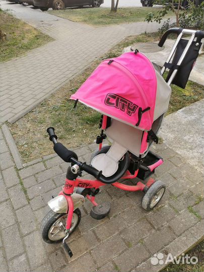 Детский велосипед с родительской ручкой