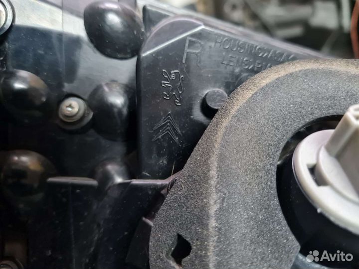 Citroen c crosser фонарь