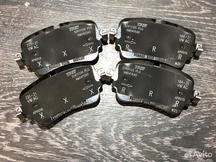 Зднре колодки 350/28 audi Q7 Q8 SQ7 SQ8 touareg