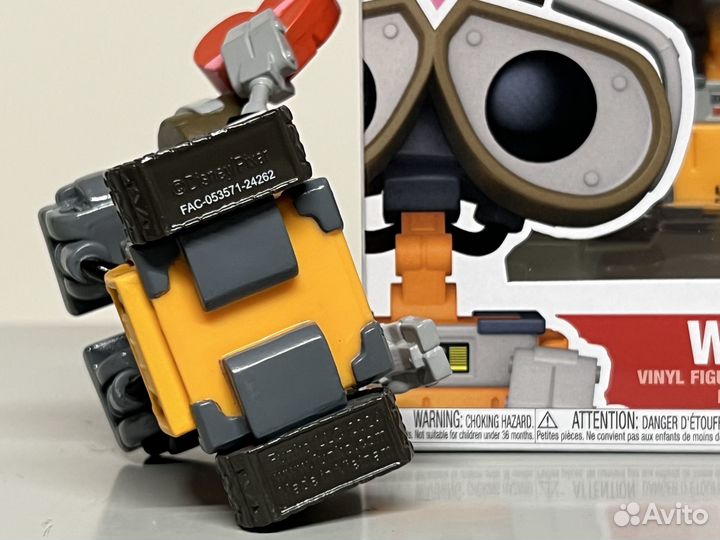 Фигурка Funko Pop Wall-e Valentines