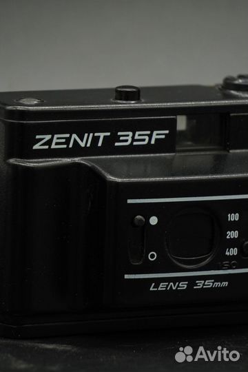 Плёночный фотоаппарат Zenit 35F