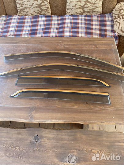 Ветровики fortuner