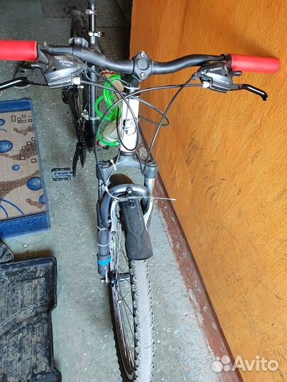 Велосипед gt agressor размер рамы L колеса 26