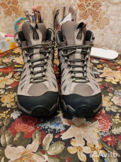 Ботинки женские 39 размер походные