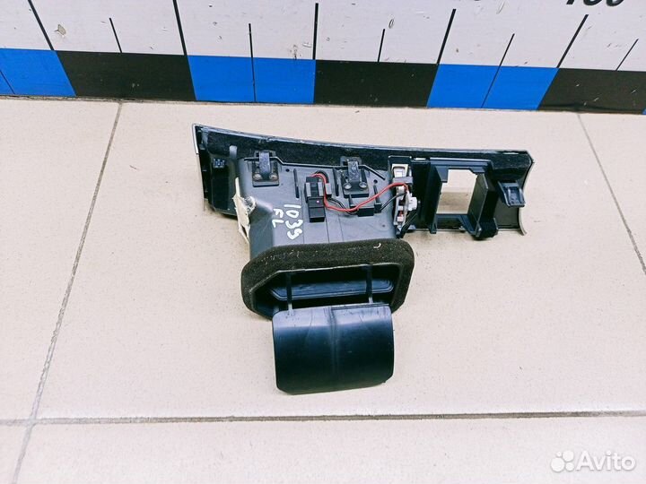 Дефлектор воздушный A6 C6,4F 2005-2011
