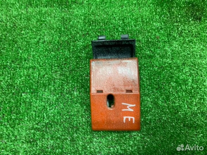 Ручка открывания капота Mercedes-Benz E W124