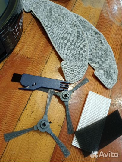 Робот пылесос моющий со станцией