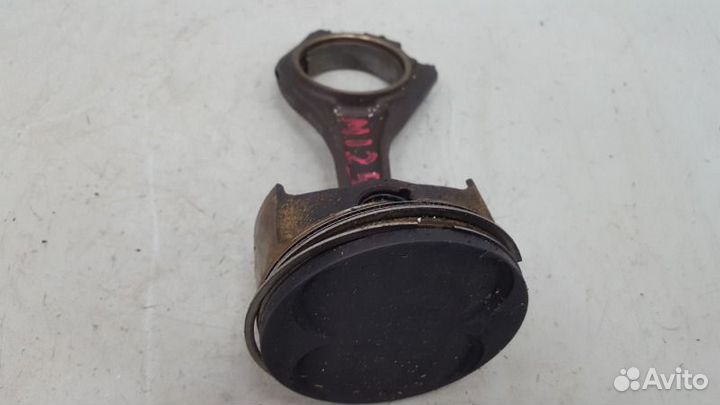 Шатун с поршнем двигателя двс Bmw 745I E65 E66 E67