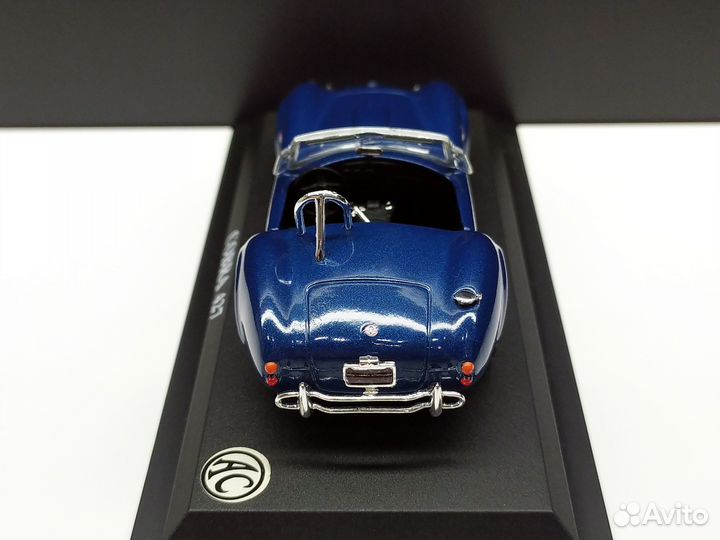 1:43 Shelby AC Cobra 427