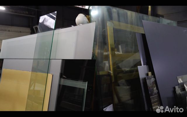 Стеклянная дверь по индивидуальным размерам