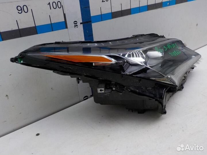 Фара правая Lexus RX200t/RX300/RX350/RX350L/RX450h