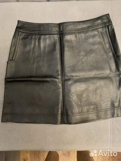 Кожаная мини юбка