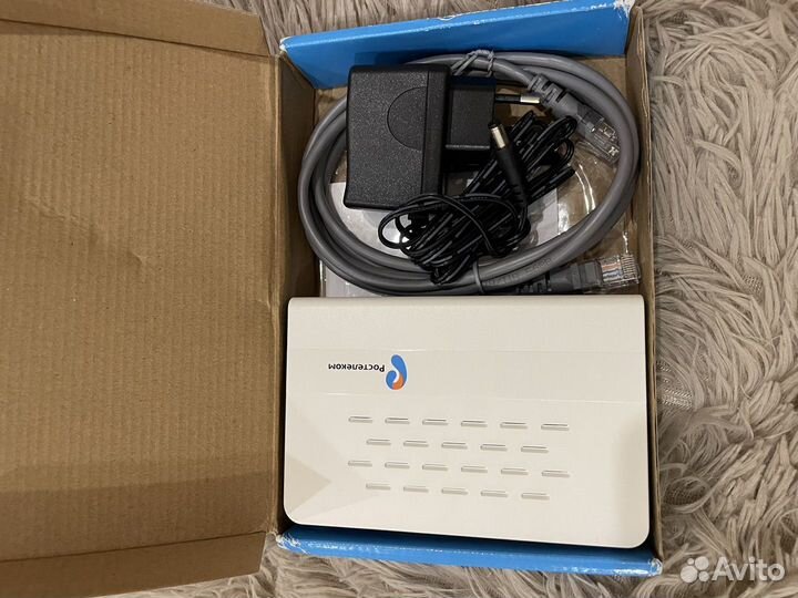 Wi-Fi Роутер и Оптический интернет-терминал