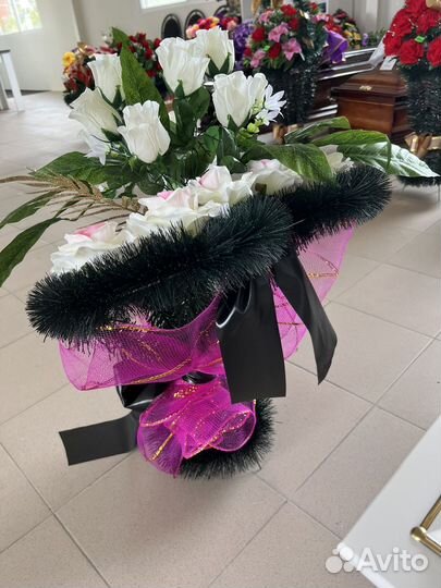 Ритуальный венок Сердце большое