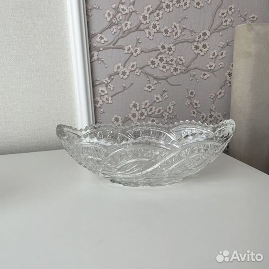 Хрустальная ваза