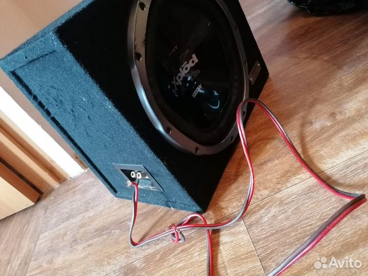 Сабвуфер, усилитель и накопитель