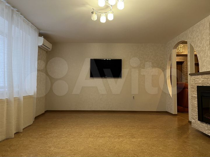 2-к. квартира, 72,9 м², 2/5 эт.