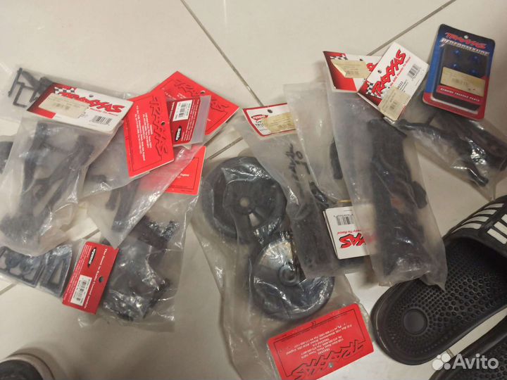 Traxxas revo запчасти для р/у машин