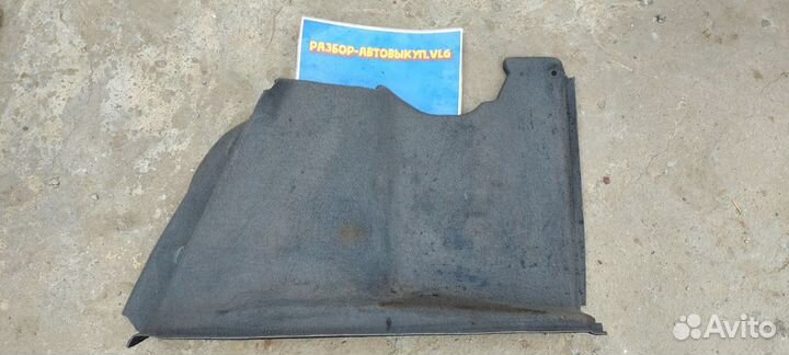 Обшивка багажника BMW e39 седан 1999