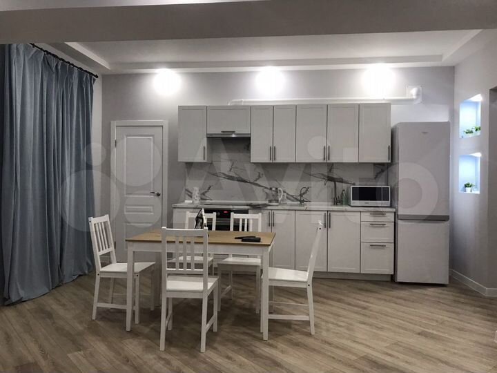 2-к. квартира, 65 м², 3/5 эт.
