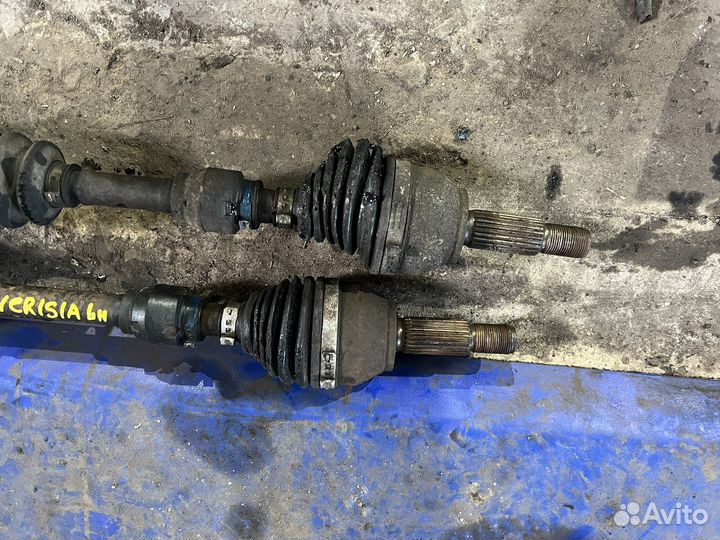 Привод Mazda Verisa передний привод