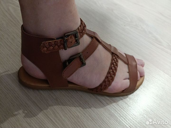Сандалии женские 40 размер