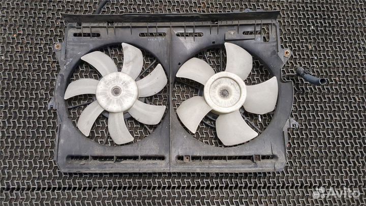 Вентилятор радиатора Toyota Avensis 2, 2006