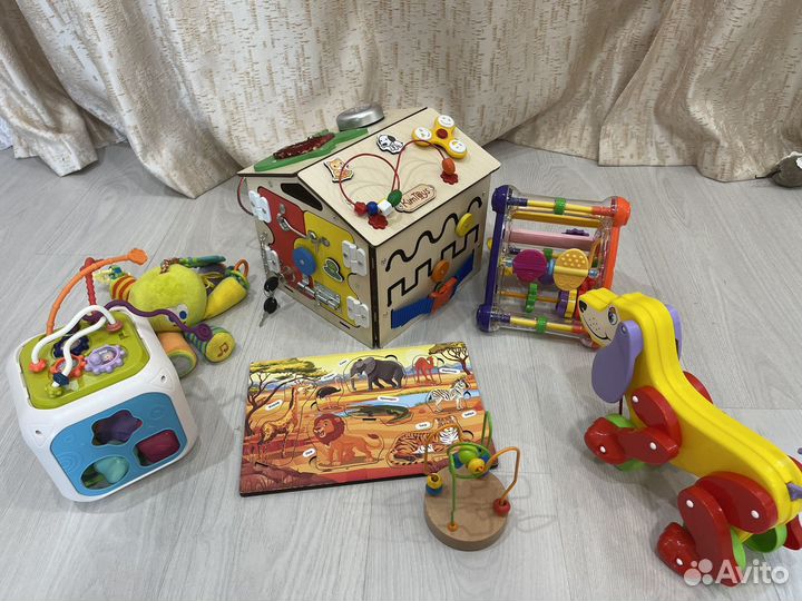 Детские развивающие игрушки пакетом