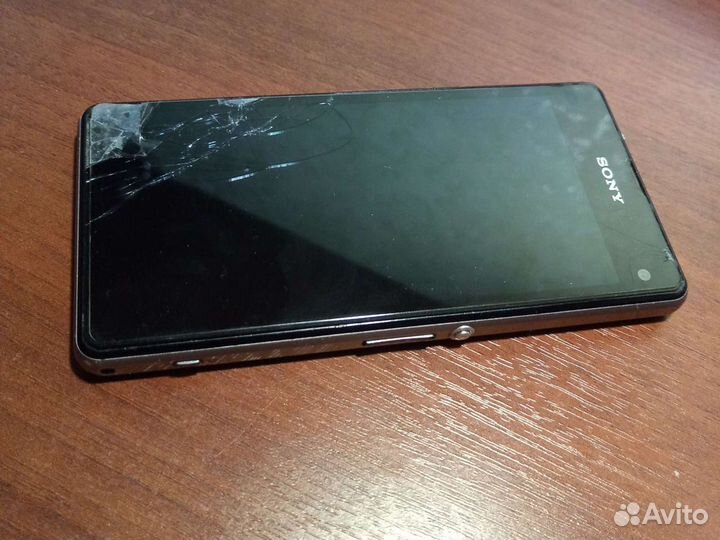 Sony Xperia Z1 Compact, 2/16 ГБ