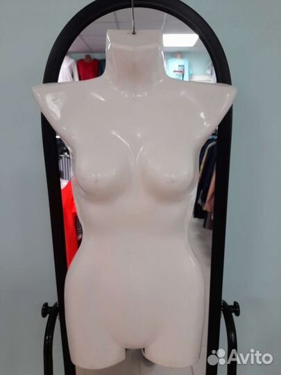 Манекен женский