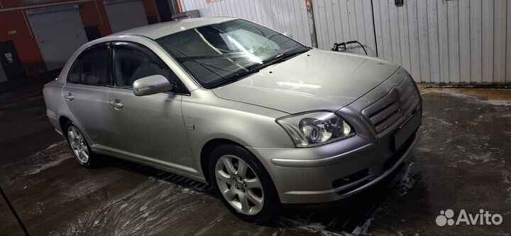 Toyota Avensis 2.4 AT, 2004, 243 000 км