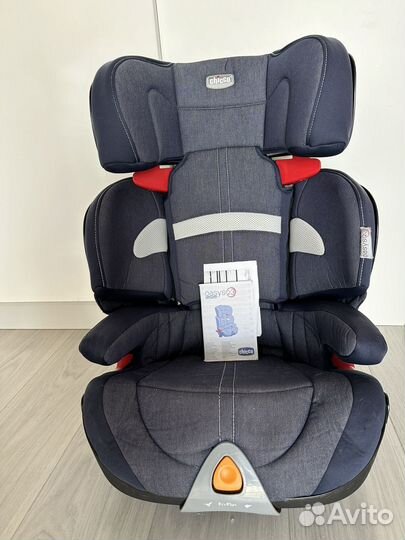 Автокресло chicco 15-36 Fixplus