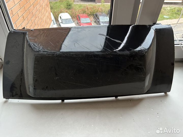 Крышка фаркопа Cadillac Tahoe