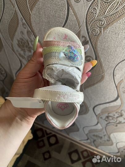 Босоножки для девочки