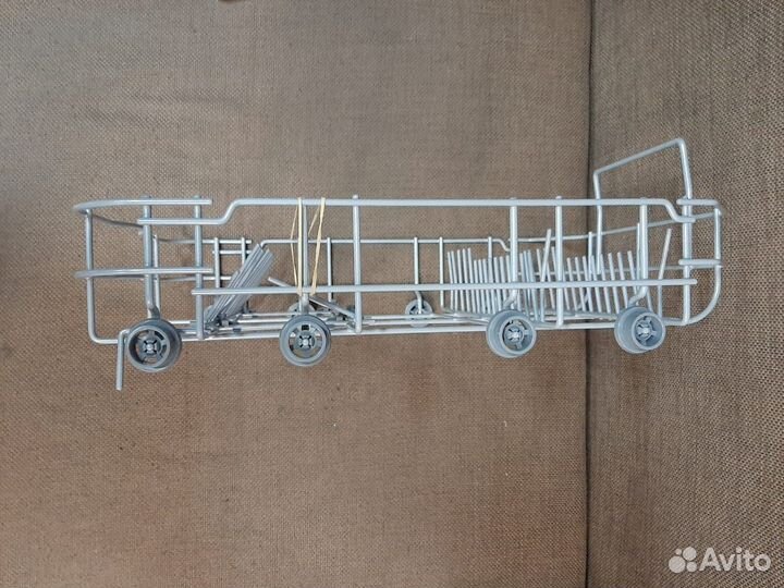 Нижняя корзина посудомоечной машины Candy 1 L949