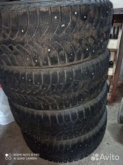 Bridgestone Blizzak Spike-01 185/60 R15