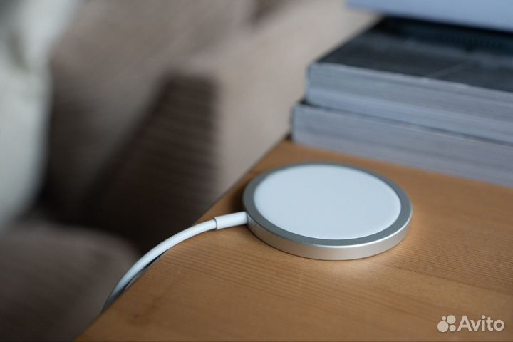 Беспроводная зарядка для iPhone