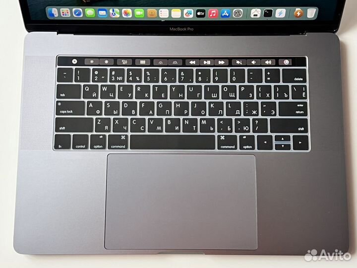 MacBook Pro 15 2018 i7 2.6Ghz 16GB 512GB AMD 560X