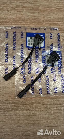 Форсунки омывателя веерные с обогревом Volvo