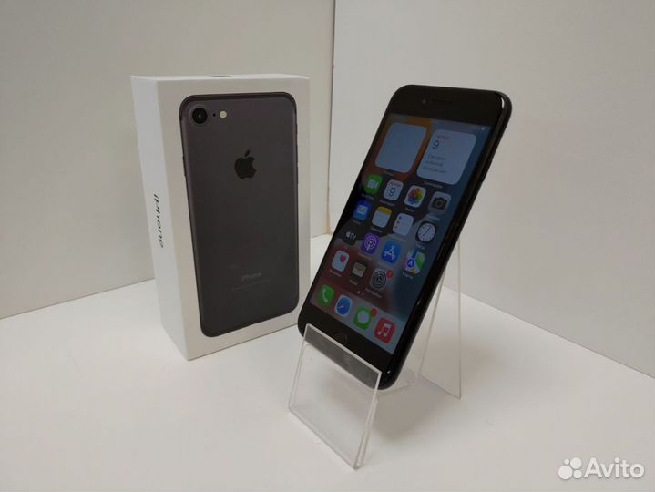 iPhone 7, 32 ГБ