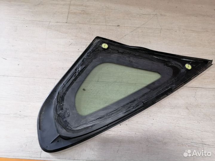 Форточка левая правая Nissan Almera G15 Альмера