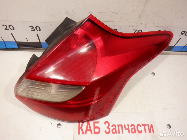 Фонарь задний правый Ford Focus 3 Хетчбэк