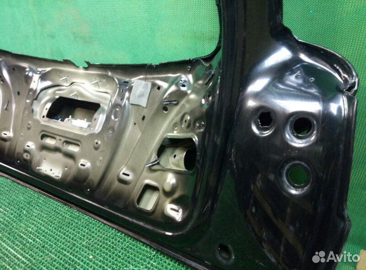 Крышка дверь багажника задняя Audi Q3 Quattro 8UB