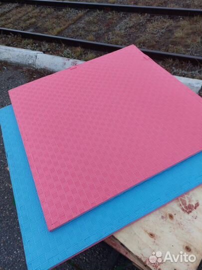 Мат спортивный / Мягкий пол