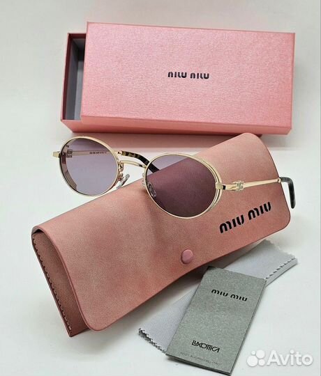 Солнцезащитные очки miu miu