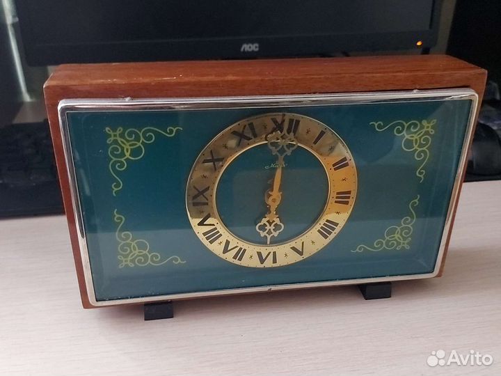 Часы маяк (нерабочие)