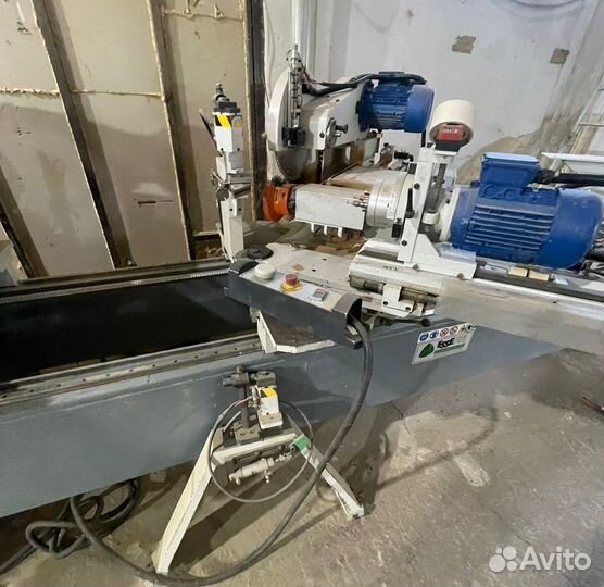 Двухголовый усозарезной итальянский станок