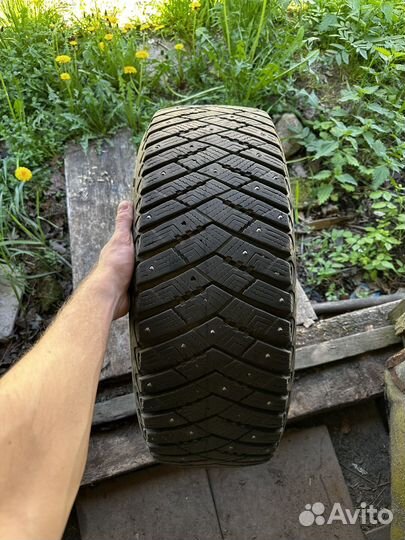 Goodyear Ultragrip Ice Arctic 225/60 R17 103T