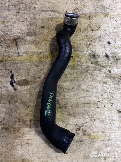 Патрубок радиатора Mercedes-Benz C-Class W203